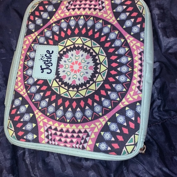 justice lunch box Different Color Design!! - Picture 1 of 6